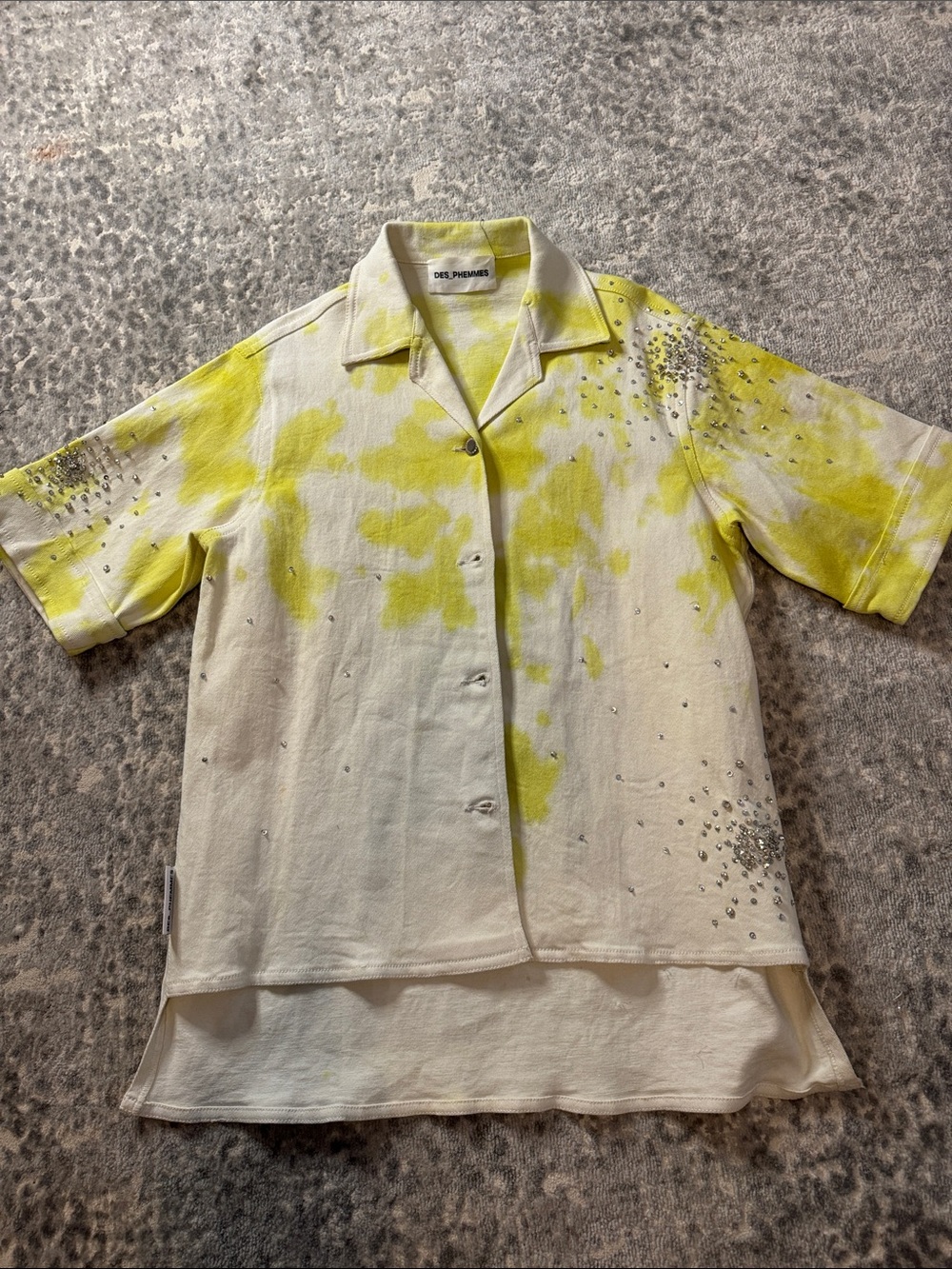 DES_PHEMMES Yellow Tie-Dye Studded Short Sleeve Top